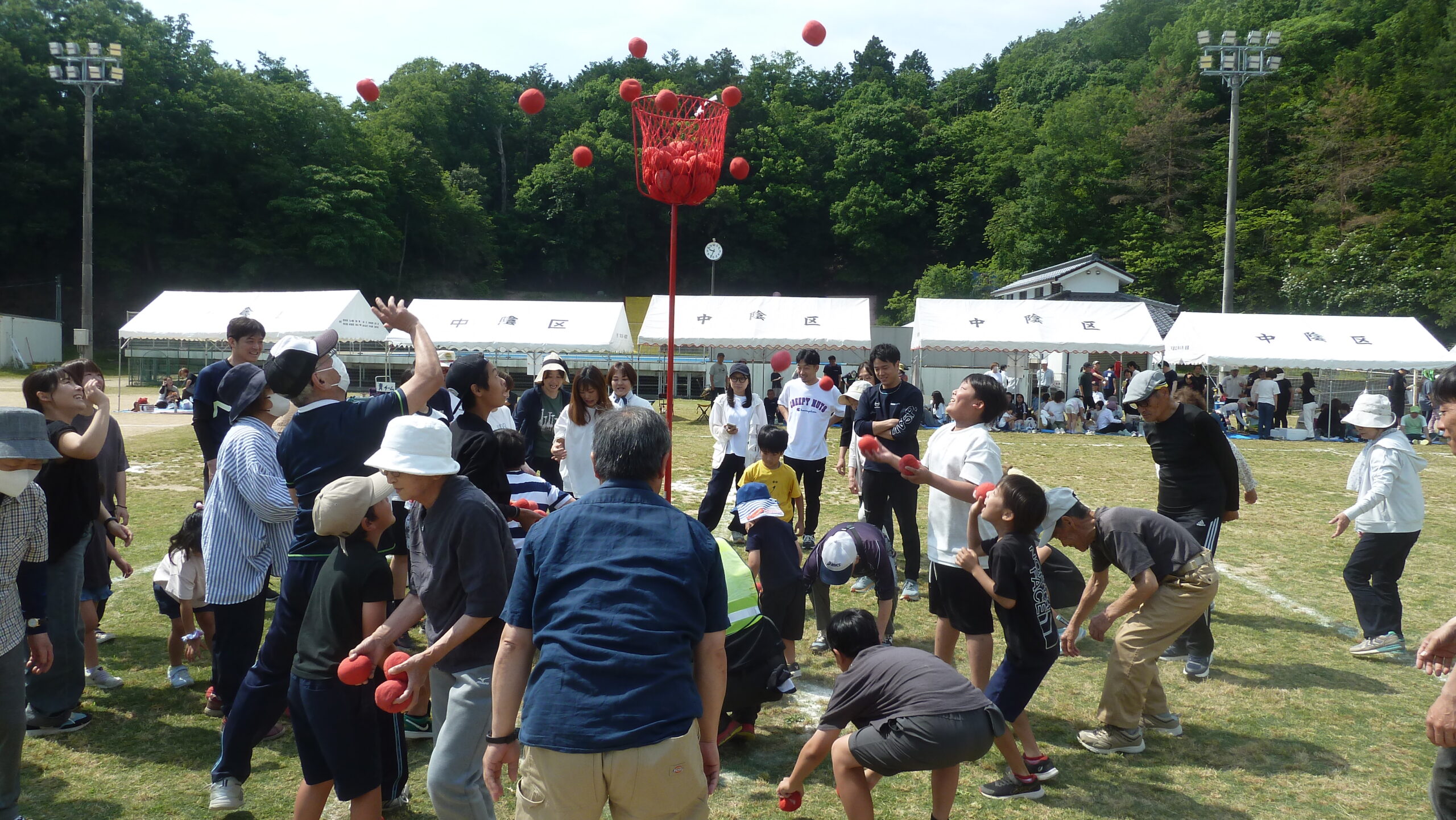 【中陰区】 区民大運動会を盛大に開催! 【中陰区】 区民大運動会を盛大に開催!