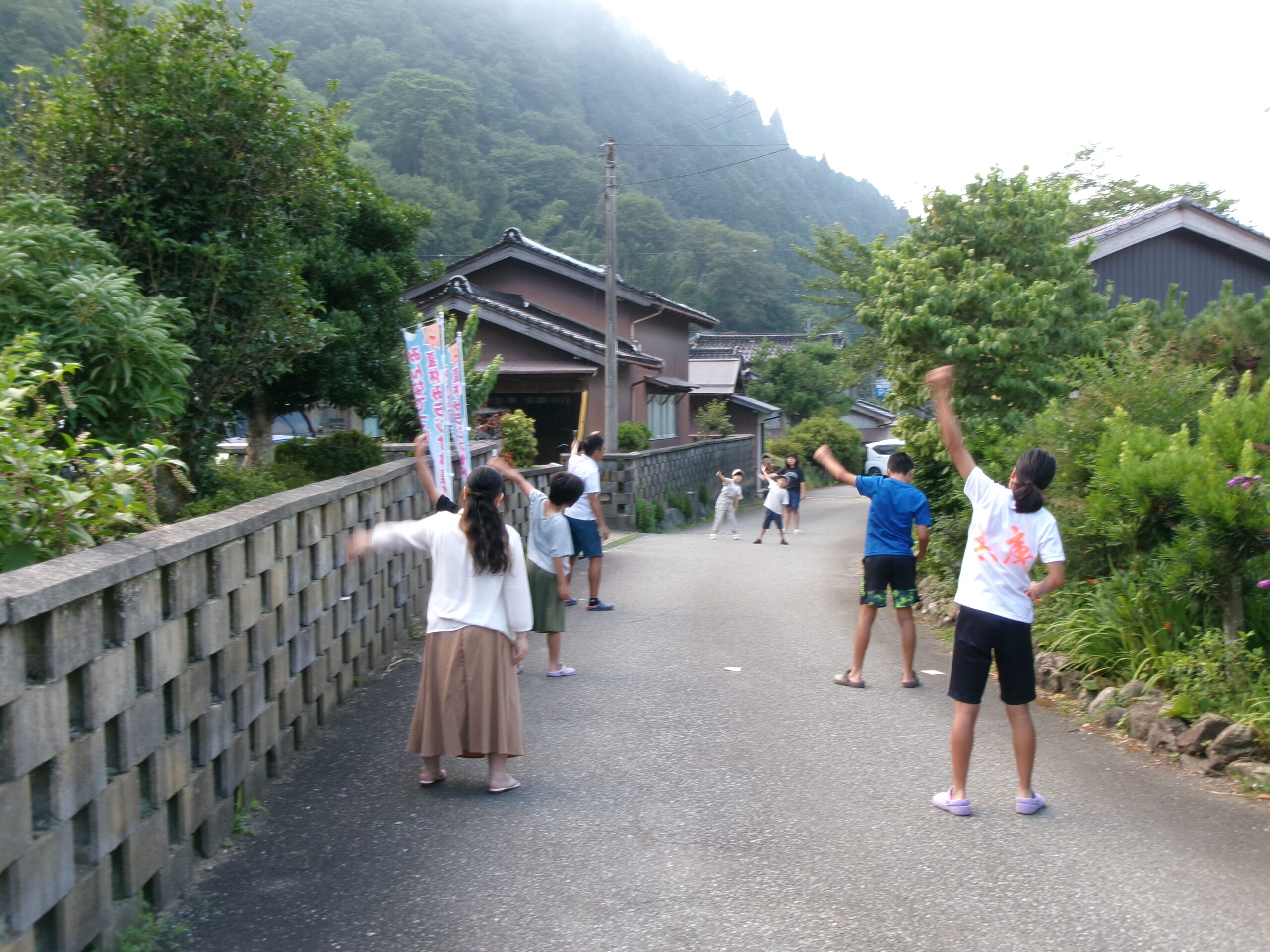 【岩熊区】　　7月22日　岩熊区育成会、夏休みラジオ体操が始まりました！！