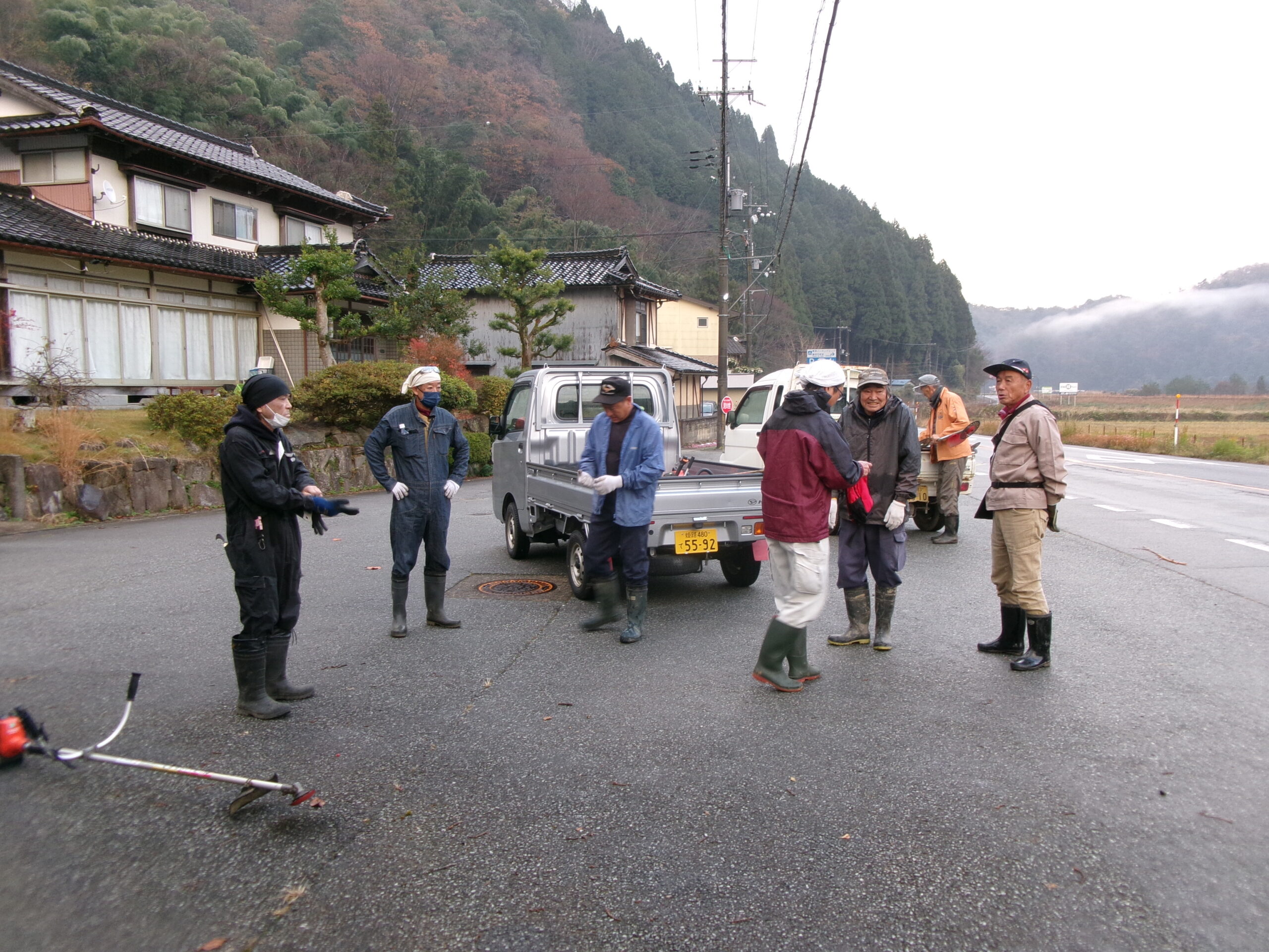 【岩熊区】　12月7日　岩熊区、日役を実施しました！！